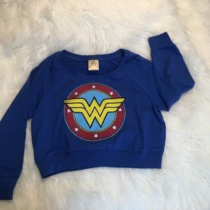 Wonder Woman crop top sweater